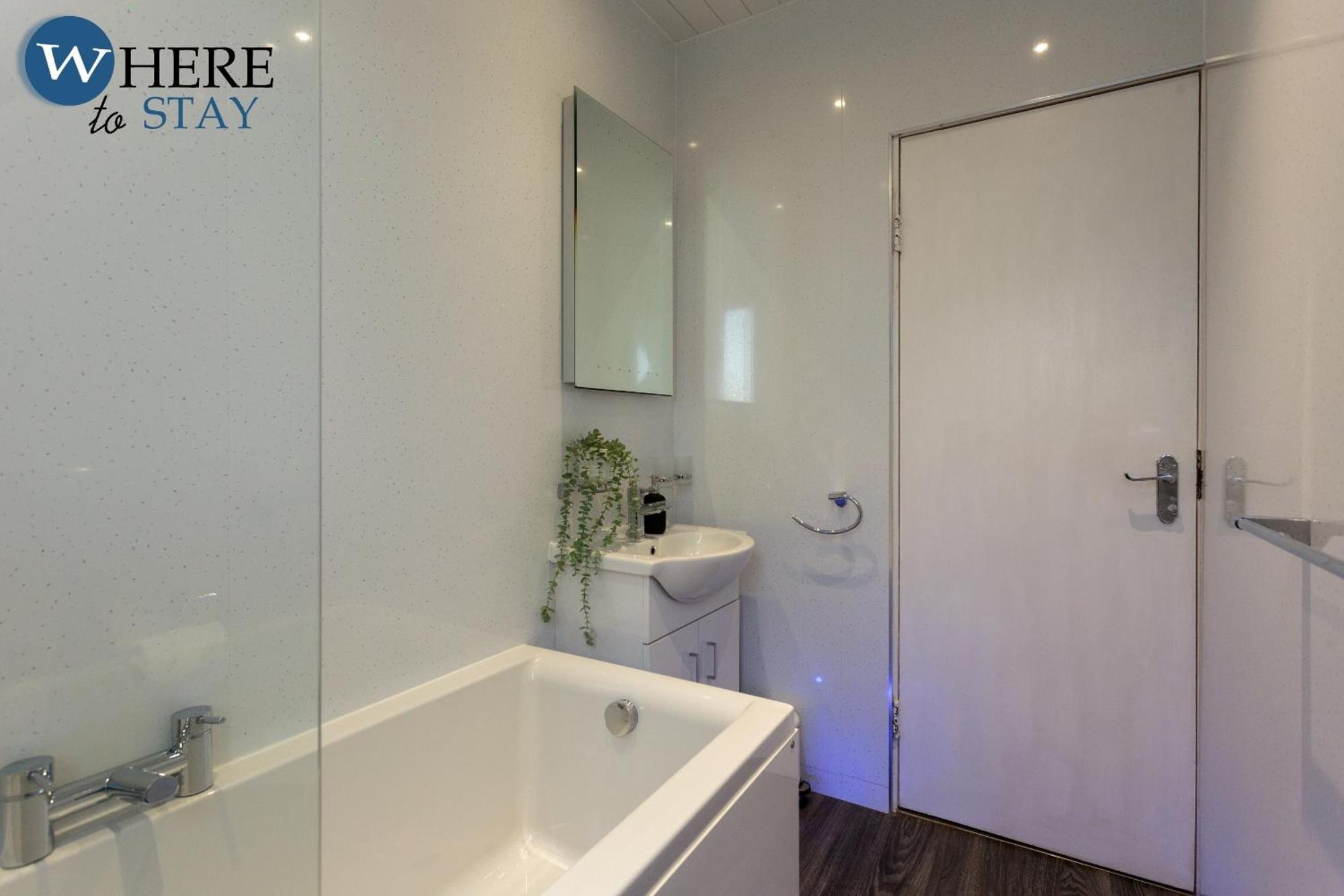 Stunning 3 Bedroom Apartment Edinburgh Bilik gambar